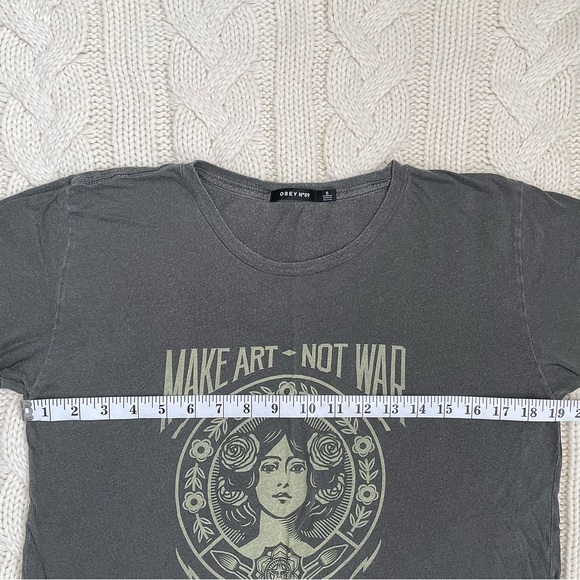 Obey Make Art Not War Graphic T-Shirt - Picture 5 of 6